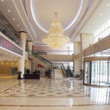Weishi International Hotel Qing Zhou 外观 照片